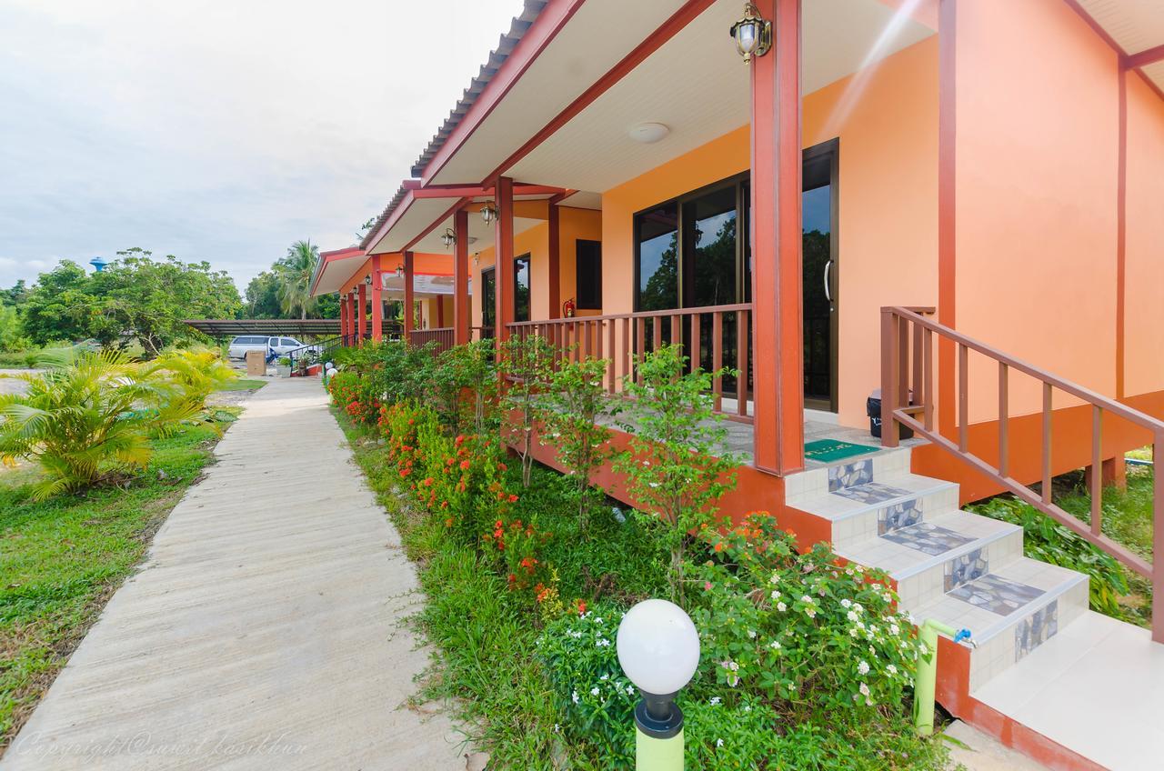 Toongyoong Longbeach Resort Sha Plus Koh Lanta Exterior photo