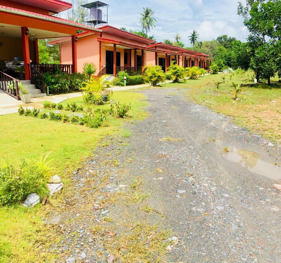Toongyoong Longbeach Resort Sha Plus Koh Lanta Exterior photo