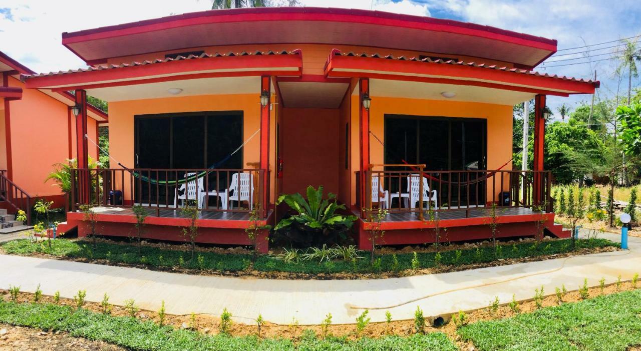 Toongyoong Longbeach Resort Sha Plus Koh Lanta Exterior photo