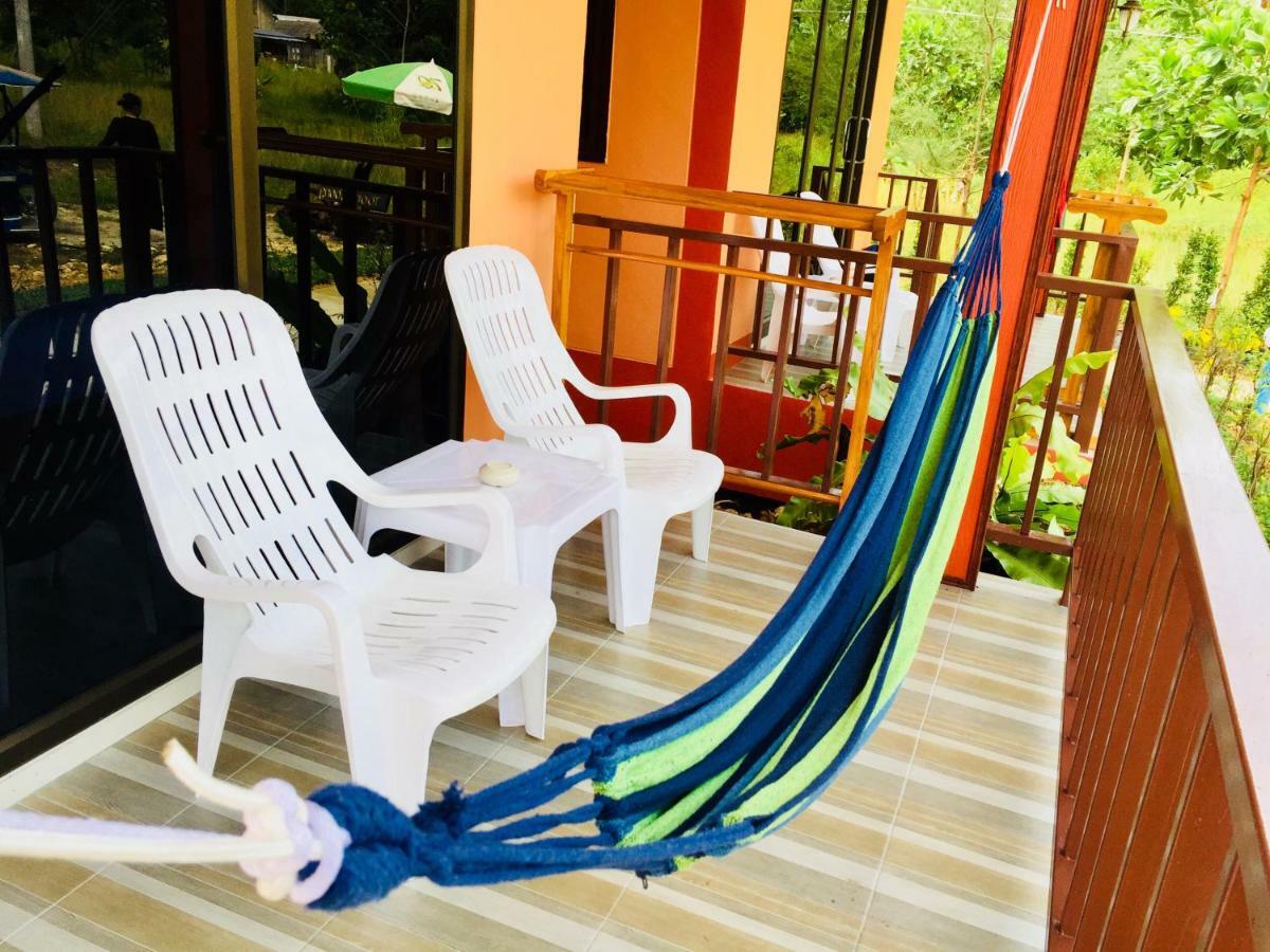 Toongyoong Longbeach Resort Sha Plus Koh Lanta Exterior photo
