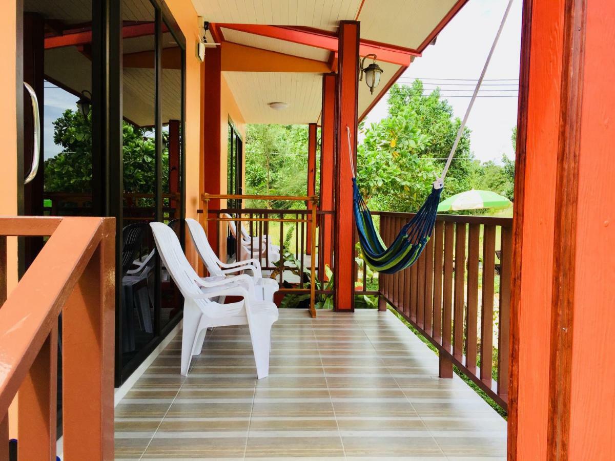 Toongyoong Longbeach Resort Sha Plus Koh Lanta Exterior photo