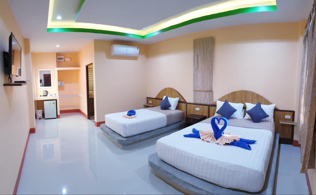 Toongyoong Longbeach Resort Sha Plus Koh Lanta Exterior photo